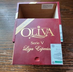 Olivia hand-made wooden cigar box